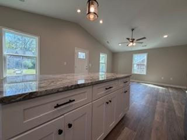 804 Harrison AVE, Salem, VA 24153