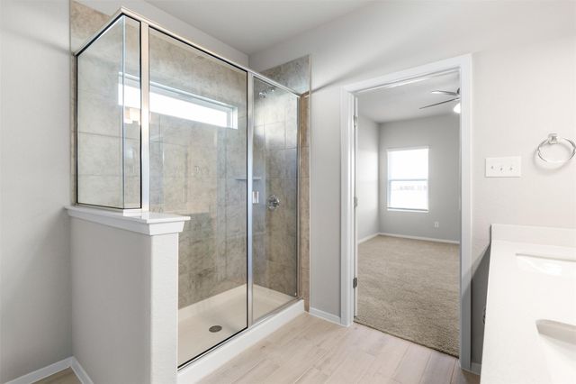 130 Keltic DR, Kyle, TX 78640