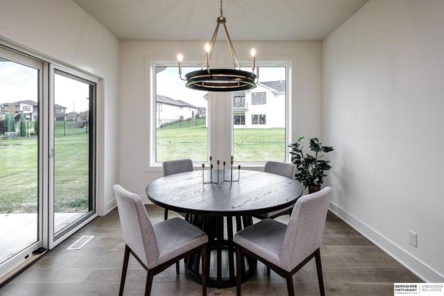 5707 N 209th Street, Elkhorn, NE 68022