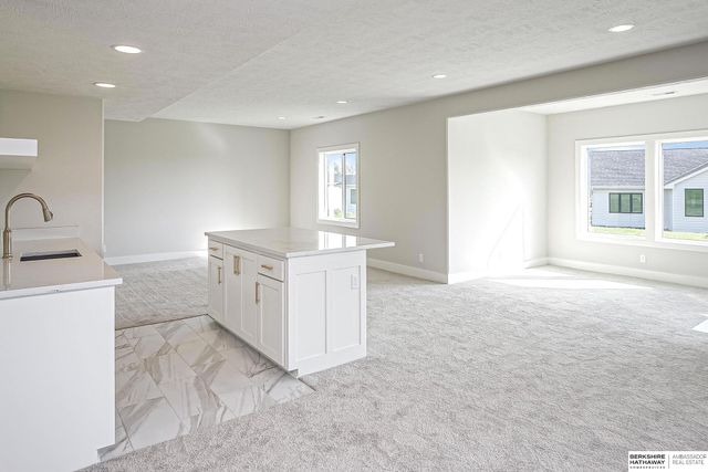 5707 N 209th Street, Elkhorn, NE 68022