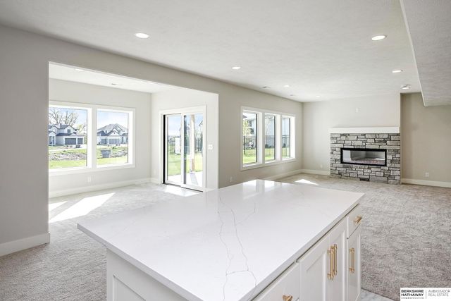 5707 N 209th Street, Elkhorn, NE 68022
