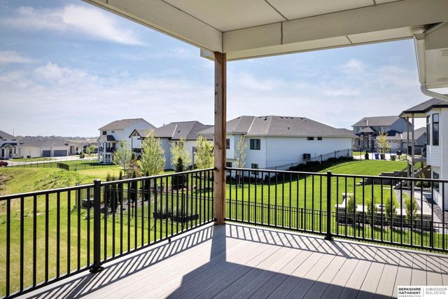 5707 N 209th Street, Elkhorn, NE 68022