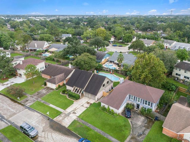 2319 Meade Court, League City, TX 77573