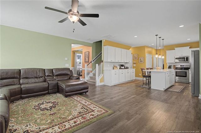 158 Sweet Grass Lane, Raeford, NC 28376