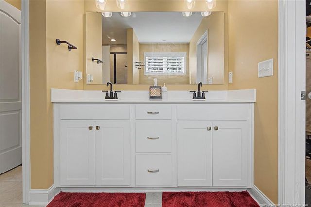 158 Sweet Grass Lane, Raeford, NC 28376