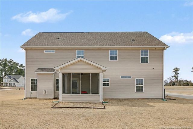 158 Sweet Grass Lane, Raeford, NC 28376