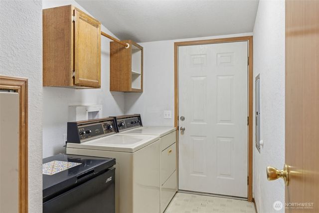 101 N Duckabush Drive N, Hoodsport, WA 98548