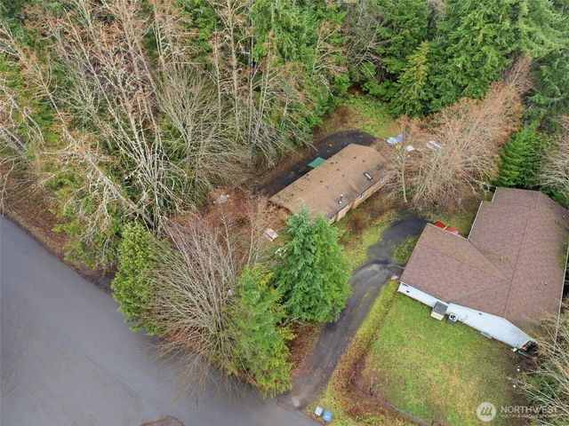 101 N Duckabush Drive N, Hoodsport, WA 98548