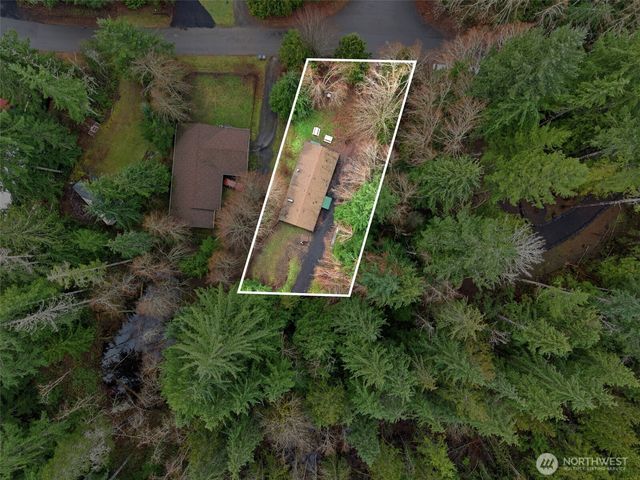 101 N Duckabush Drive N, Hoodsport, WA 98548