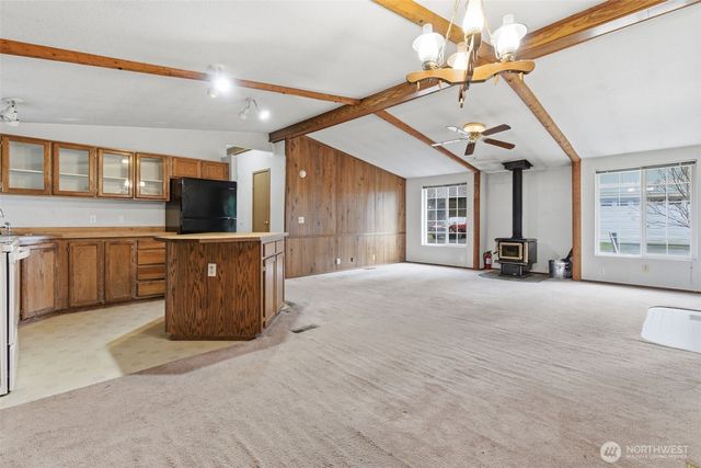 101 N Duckabush Drive N, Hoodsport, WA 98548