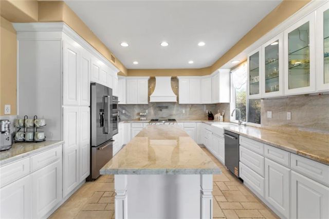 26403 Ocasey Place, Stevenson Ranch, CA 91381