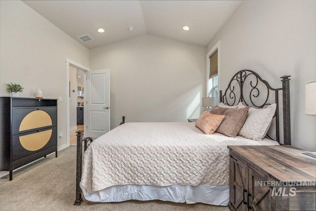 10167 Silversun St, Nampa, ID 83687