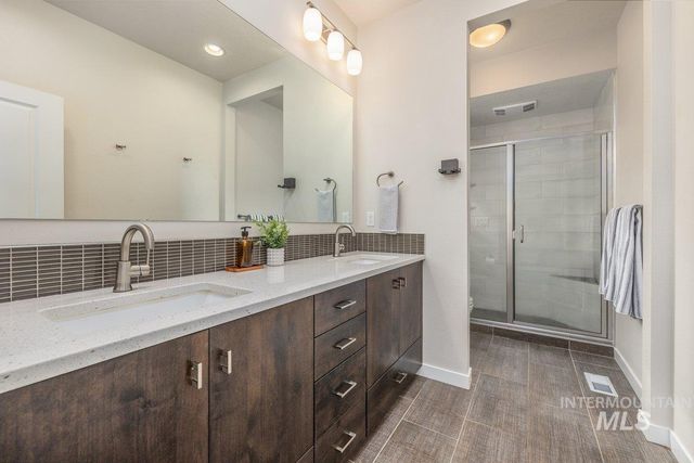 10167 Silversun St, Nampa, ID 83687