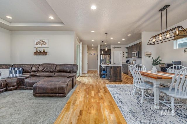 10167 Silversun St, Nampa, ID 83687