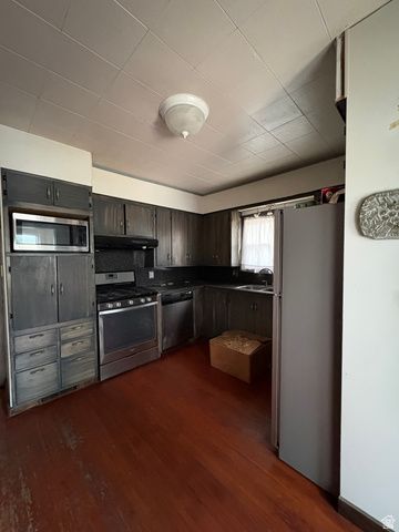 403 E MORGAN ST, Layton, UT 84041