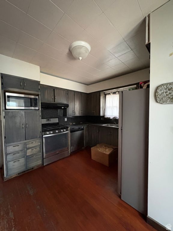 403 E MORGAN ST, Layton, UT 84041 — photo 4