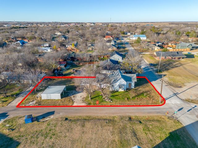 201 N Spears Street, Alvarado, TX 76009