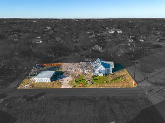 201 N Spears Street, Alvarado, TX 76009