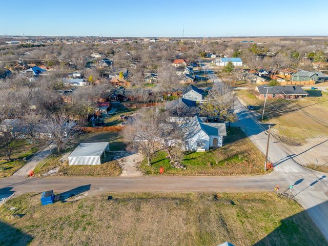 201 N Spears Street, Alvarado, TX 76009