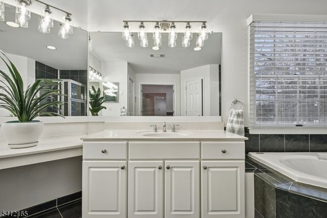 10 Hamilton Rd, Bernards Twp., NJ 07920