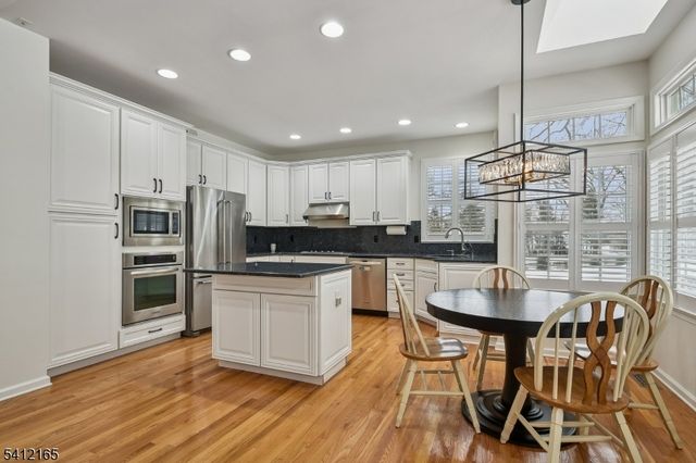 10 Hamilton Rd, Bernards Twp., NJ 07920