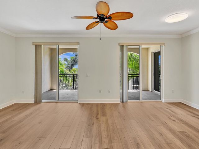 1405 RENAISSANCE Way 405, Boynton Beach, FL 33426