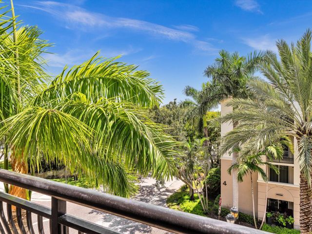 1405 RENAISSANCE Way 405, Boynton Beach, FL 33426