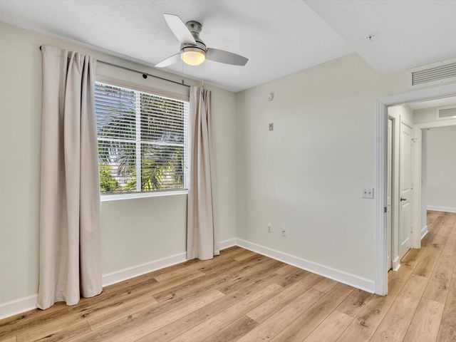 1405 RENAISSANCE Way 405, Boynton Beach, FL 33426