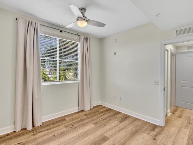 1405 RENAISSANCE Way 405, Boynton Beach, FL 33426