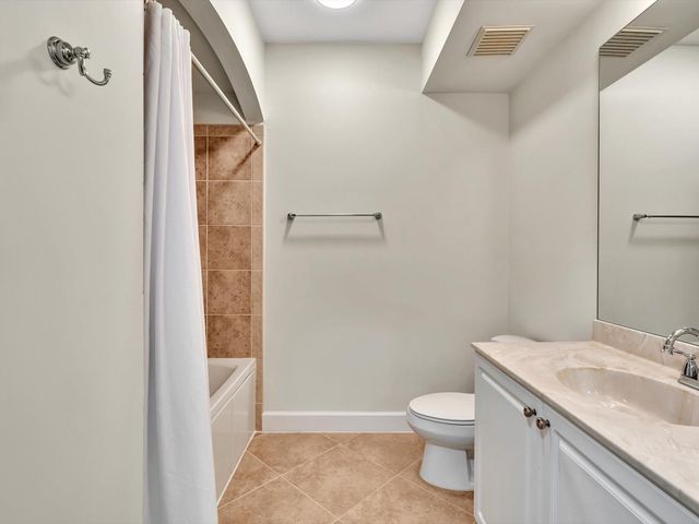 1405 RENAISSANCE Way 405, Boynton Beach, FL 33426