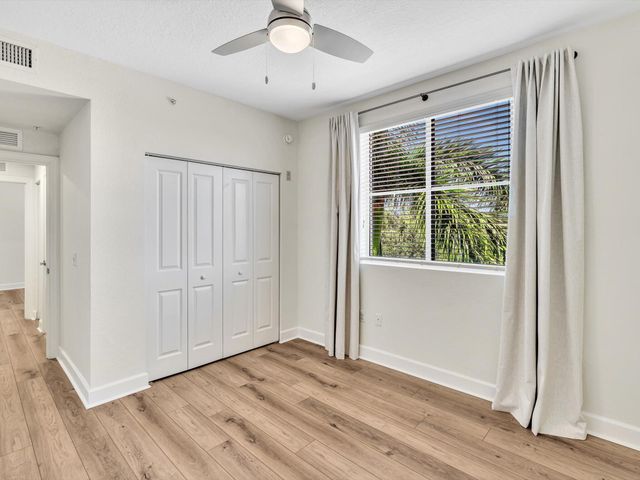 1405 RENAISSANCE Way 405, Boynton Beach, FL 33426