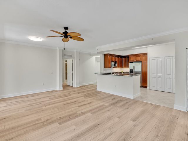 1405 RENAISSANCE Way 405, Boynton Beach, FL 33426