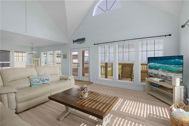 2634 Bridgeview Drive, Dauphin Island, AL 36528