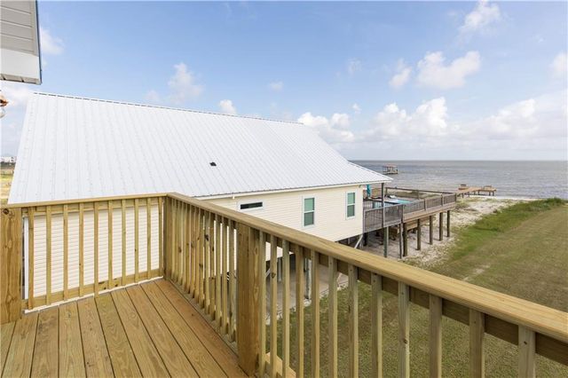 2634 Bridgeview Drive, Dauphin Island, AL 36528