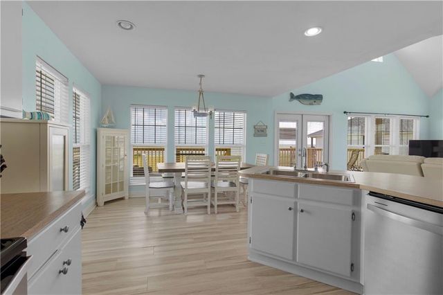 2634 Bridgeview Drive, Dauphin Island, AL 36528