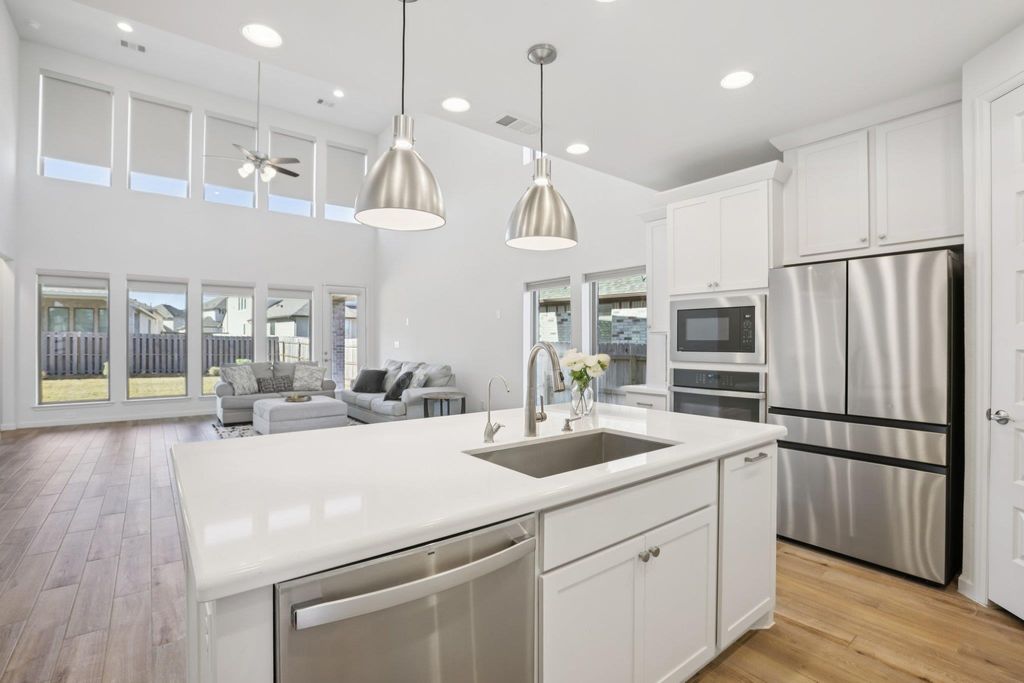 1140 Bryson Ridge TRL, Leander, TX 78641