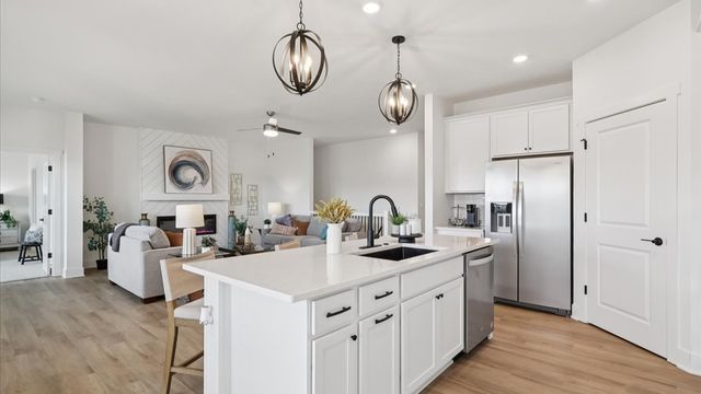 595 NW Concord Lane, Waukee, IA 50263