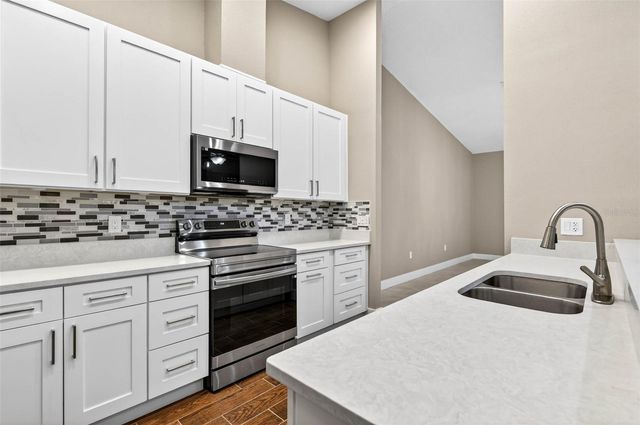 6535 BRENTWOOD DRIVE, Zephyrhills, FL 33542