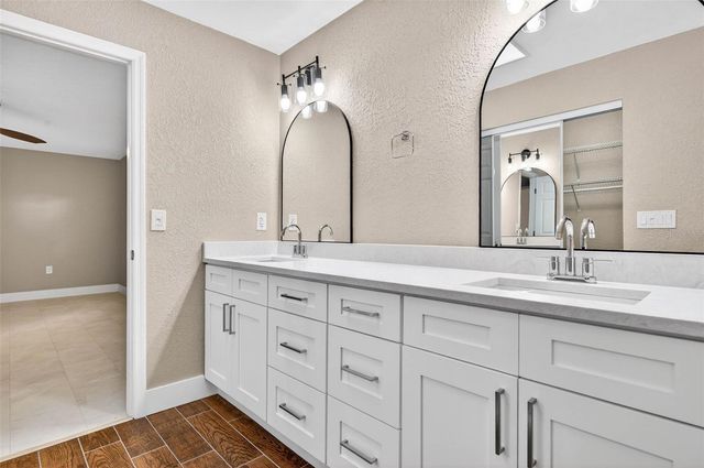 6535 BRENTWOOD DRIVE, Zephyrhills, FL 33542