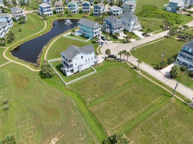 4111 Royal Tern Lane, Galveston, TX 77554