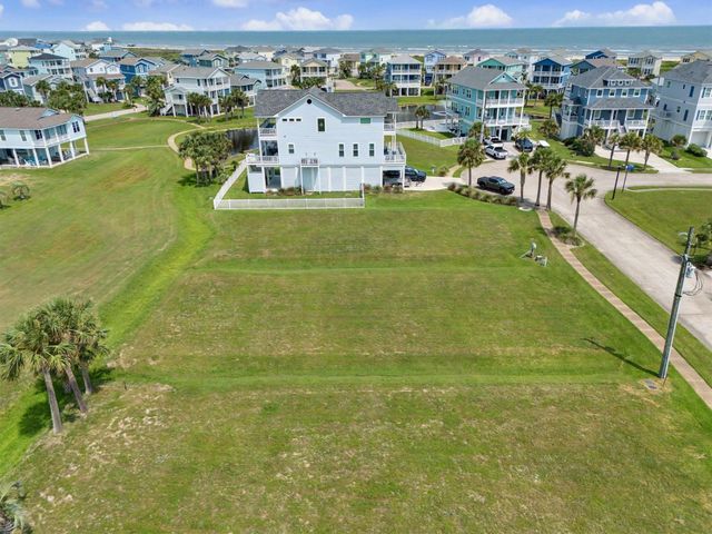 4111 Royal Tern Lane, Galveston, TX 77554
