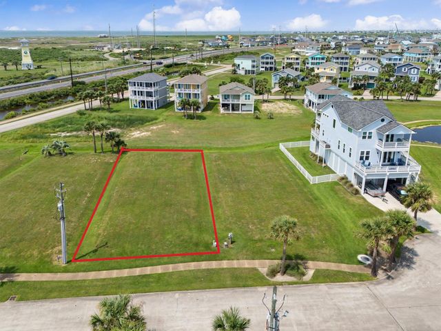 4111 Royal Tern Lane, Galveston, TX 77554