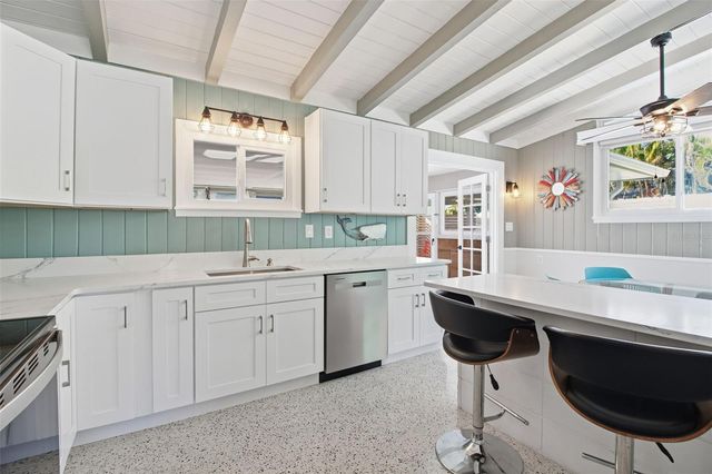 4626 GLEASON AVENUE, Sarasota, FL 34242