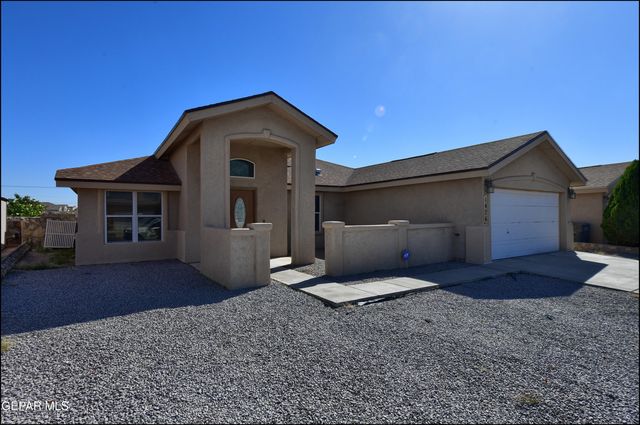 1476 MEW GULL Lane, El Paso, TX 79928