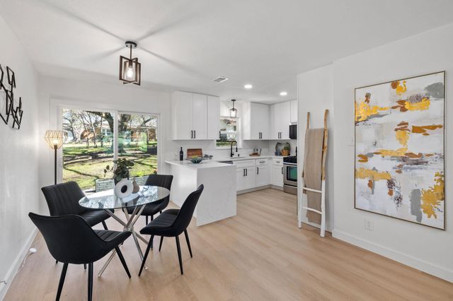 12007 N Oaks DR, Austin, TX 78753