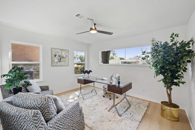 12007 N Oaks DR, Austin, TX 78753