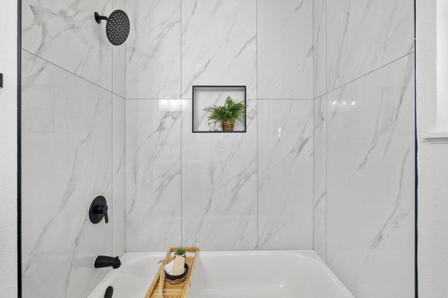 12007 N Oaks DR, Austin, TX 78753