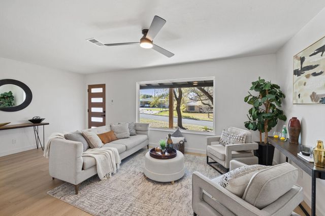 12007 N Oaks DR, Austin, TX 78753