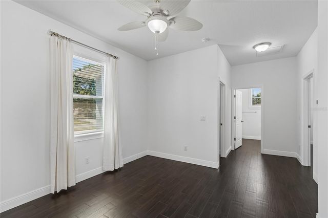 5803 N FREMONT AVENUE, Tampa, FL 33603