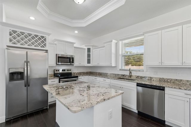 5803 N FREMONT AVENUE, Tampa, FL 33603